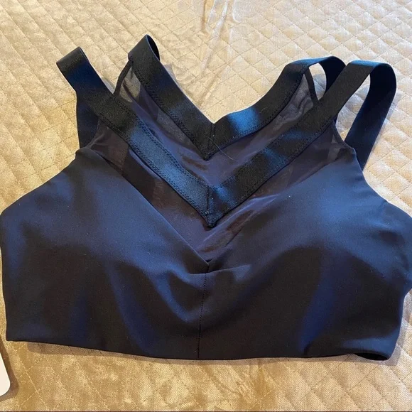 NWT Amari Active Blush Sports Bra size XS - Picture 3 of 9